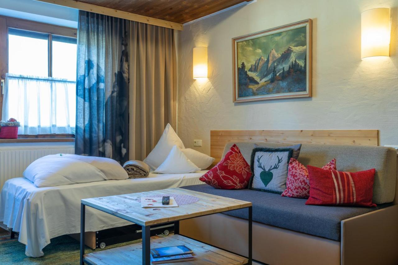 Hotel Landhaus Carla Mayrhofen Esterno foto